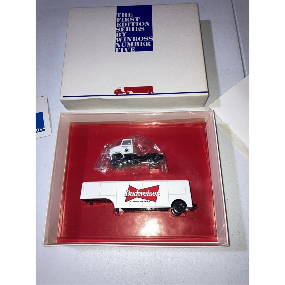 Budweiser King of Beers Beverage Hauler '97 Winross Truck
